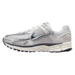 Nike Zoom Vomero 5 Chrome - Image 2