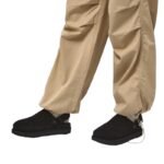 UGG Goldenstar Clog - Black - Image 5